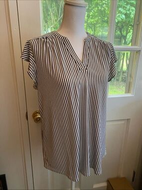 Adrianna Papell Black and White Striped V-Neck Flutter Sleeve Blouse